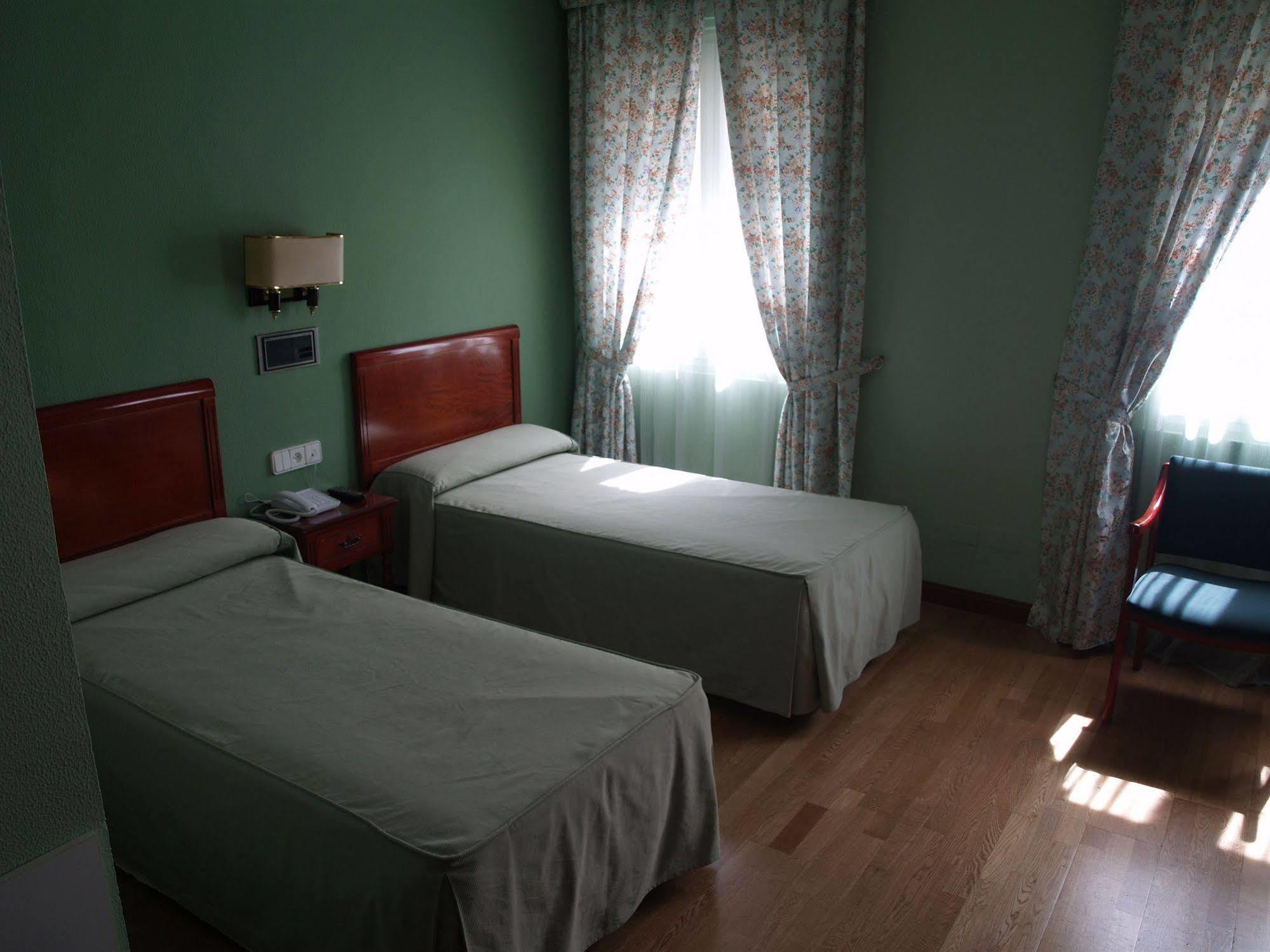 Hotel Serit Jerez de la Frontera Zewnętrze zdjęcie